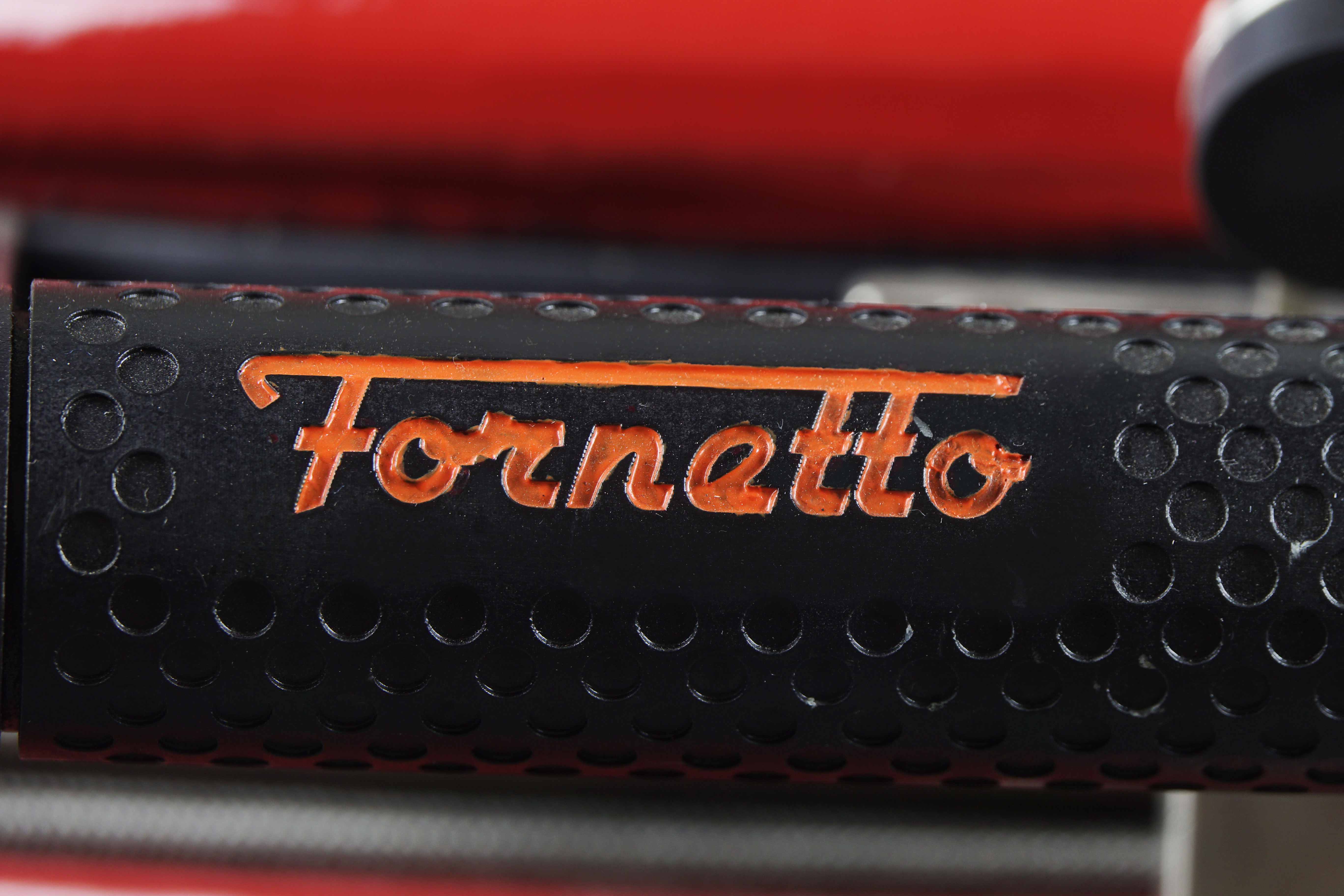 Гриль керамический угольный Fornetto Lento Medium 18 Red